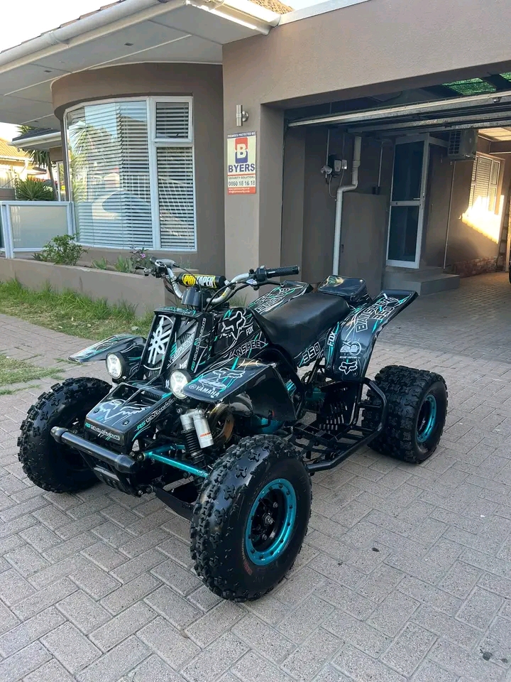 Yamaha Banshee 1
